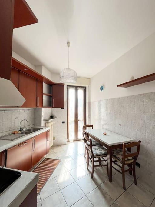 Apartamento Airport+Train Station+Center Cozy City Loft Bérgamo Exterior foto